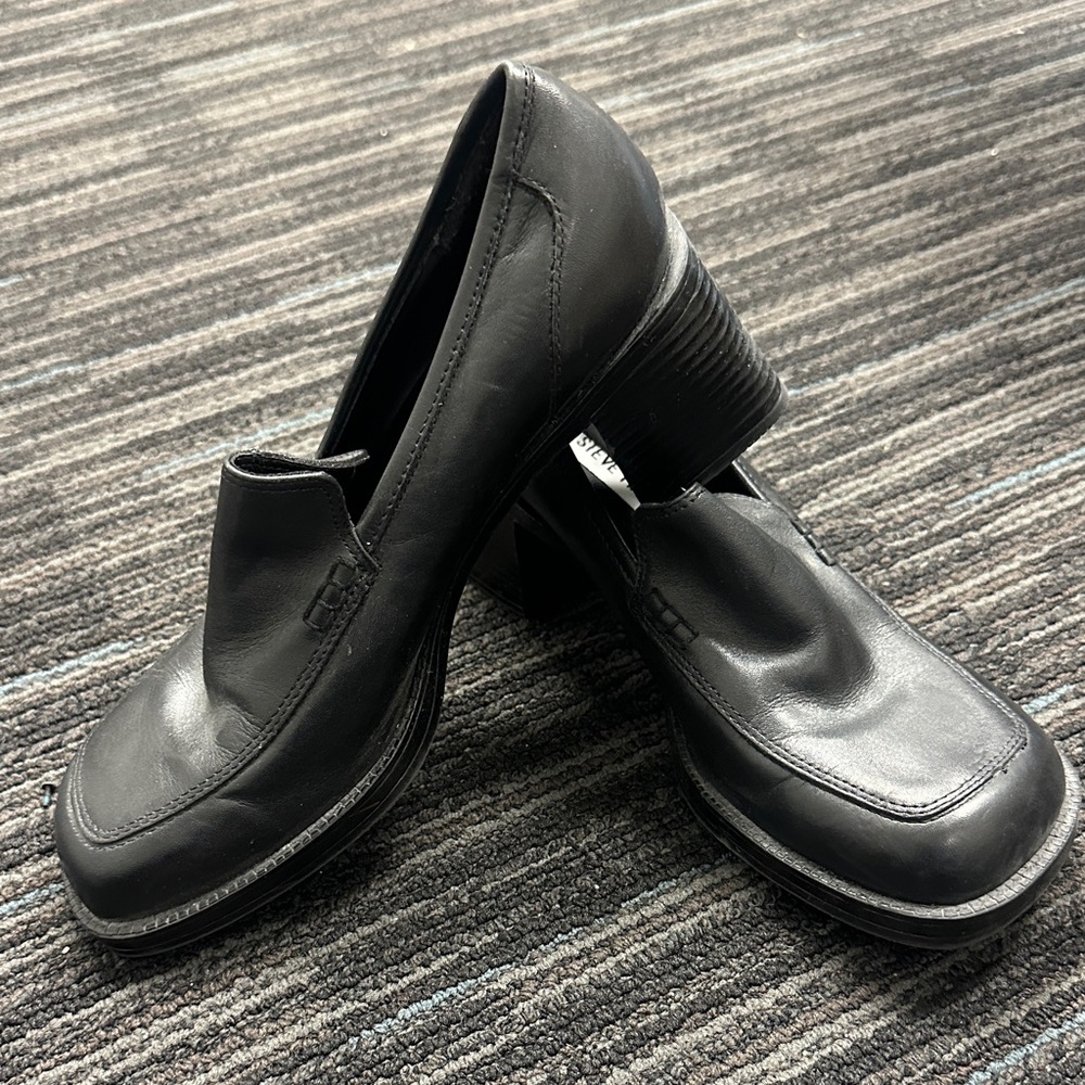 Brand new Steve Madden loafer heels
